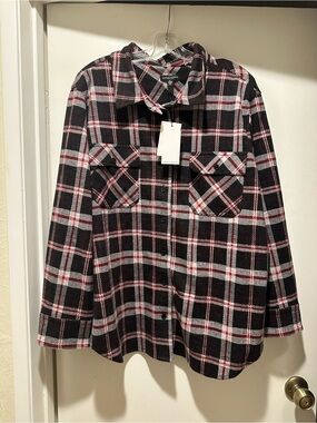 NWT Universal Standard Plaid Flannel Shirt Shacket Size M 18-20 Black Red White